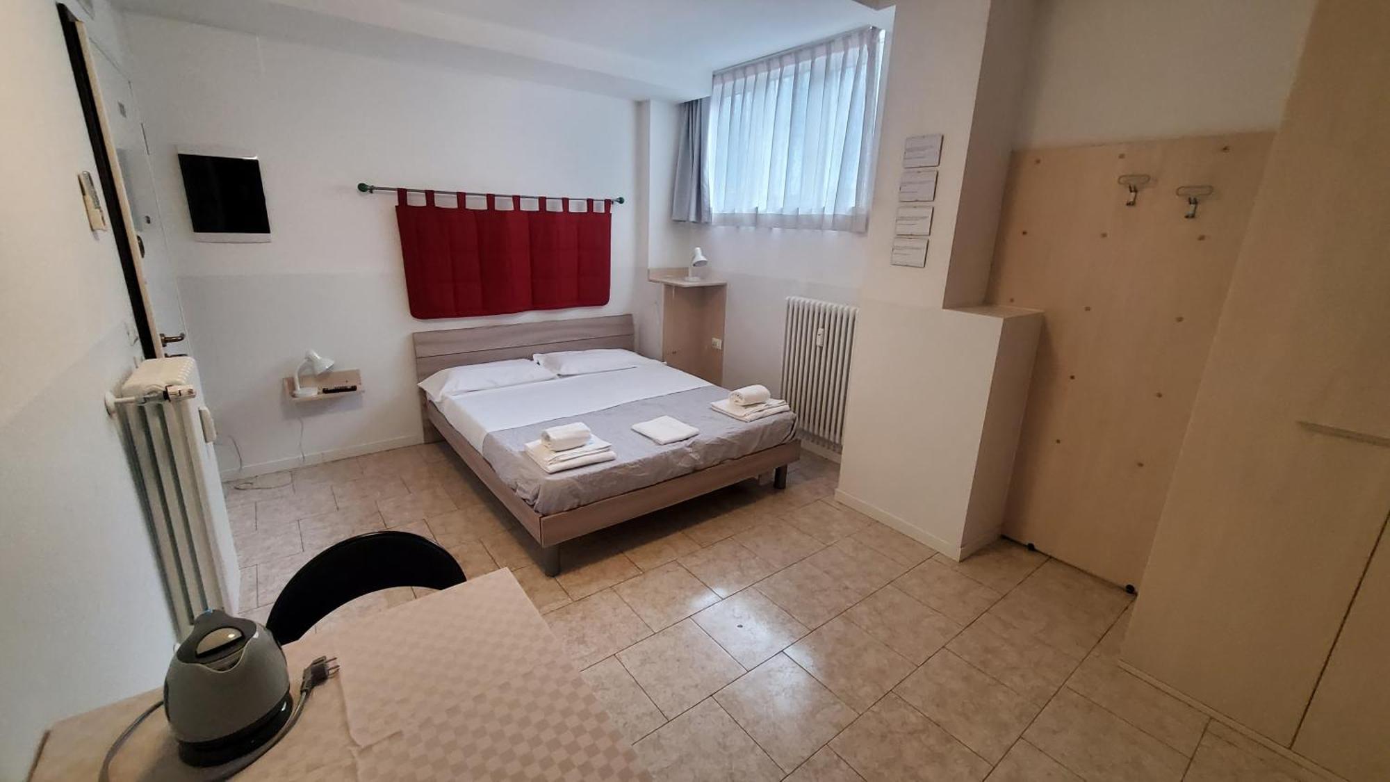Hotel Hb Bonomelli 15 Bergamo Esterno foto