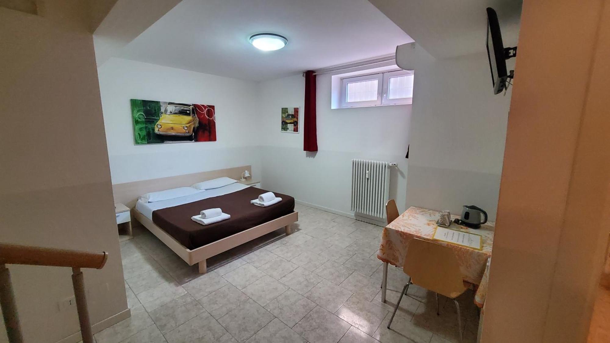 Hotel Hb Bonomelli 15 Bergamo Esterno foto