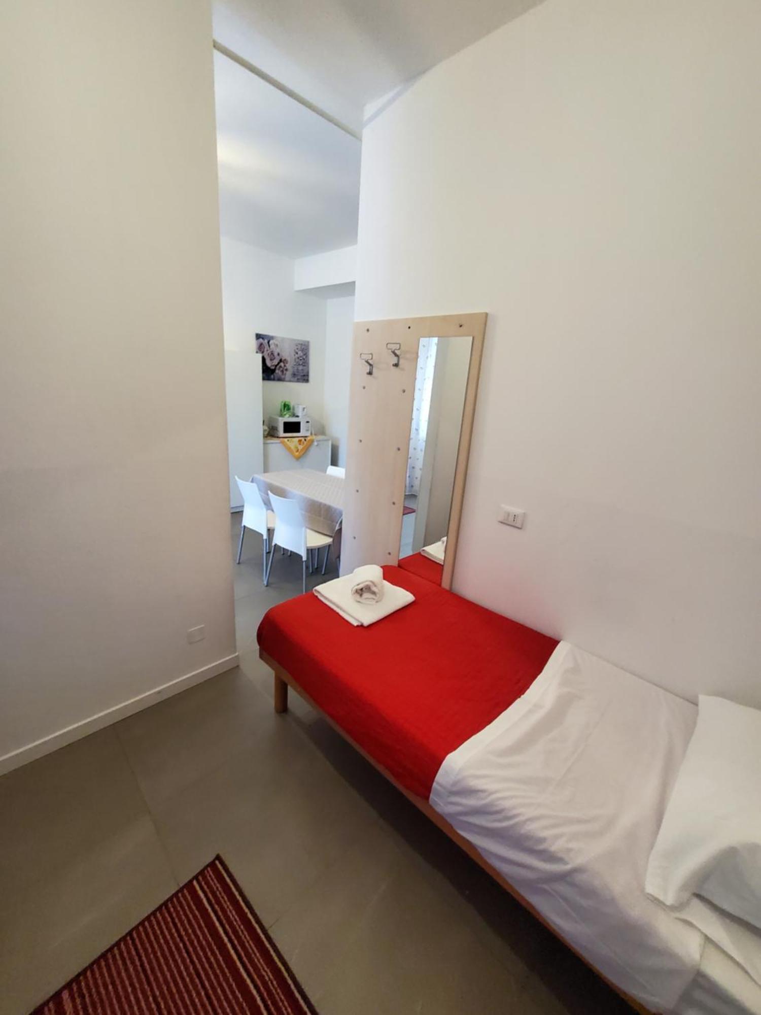 Hotel Hb Bonomelli 15 Bergamo Esterno foto